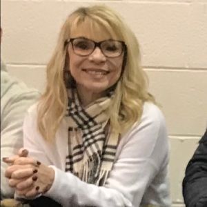 Meet your Posher, Becky